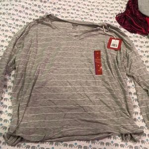 Long sleeve grey shirt